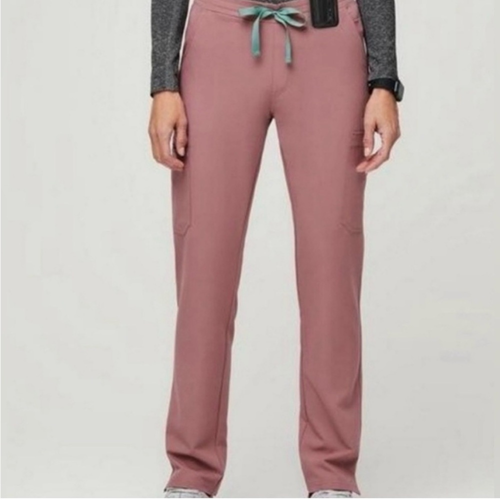 Figs Women's Mineral Mauve small scrub pants